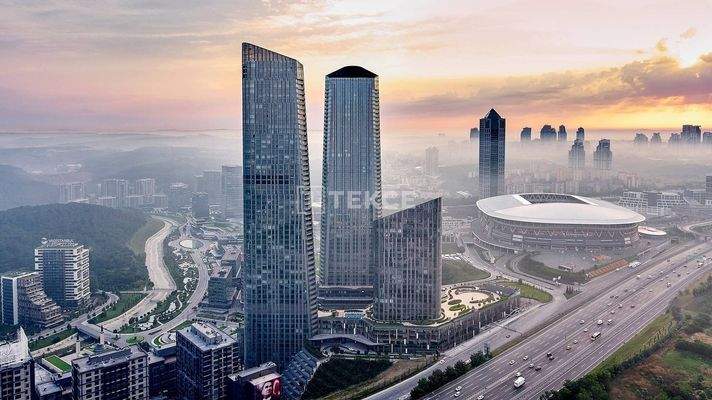 Spacious Flats with Pool and Security in İstanbul Sarıyer