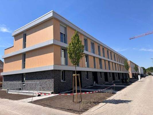 Neubau - Reihenhaus - Besichtigung Sonntag!