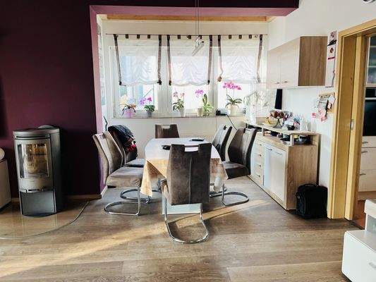 Essbereich mir Erkerverglasung