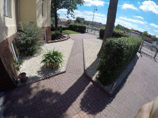 Vordergarten Verbindung zum Haupteingang