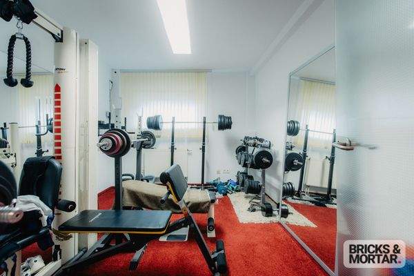 Fitnessraum im Kellergeschoss