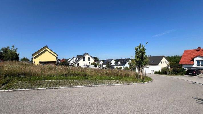 Grundstück von der Seite