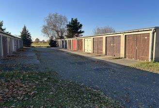 Garagenhof Elsterwerda, Straße des 3. Oktober