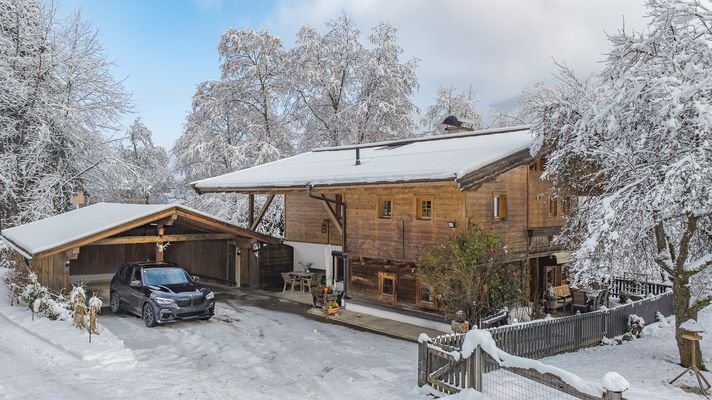 KITZIMMO-historischen Anwesen mit 3.800 m² Grund in Ruhelage - Immobilien Jochberg.