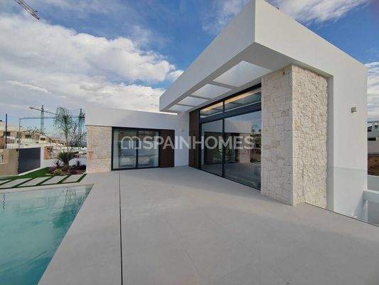 Detached Villas with Private Pool in Rojales Costa Blanca