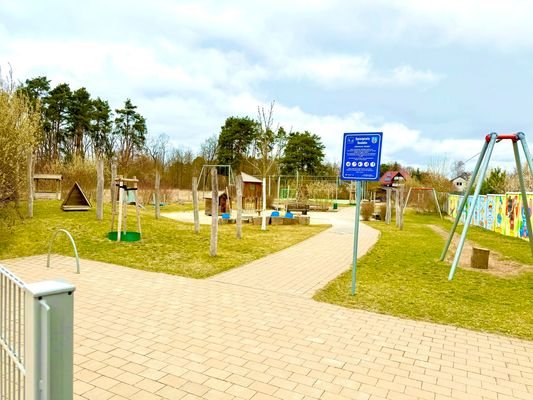 Abenteuerspielplatz (fußläufig erreichbar)