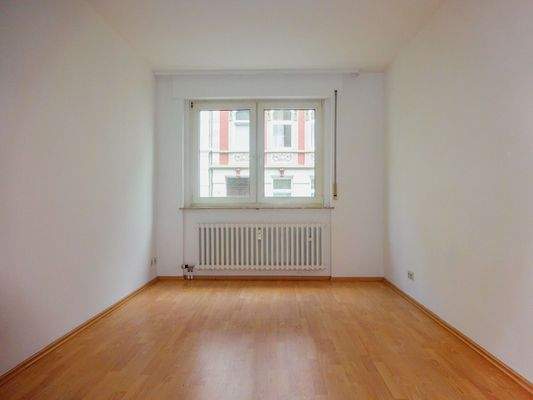 Geräumiges Schlafzimmer