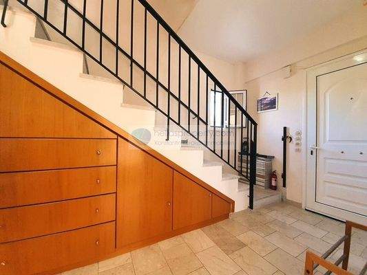 5f189329f4de4bbbb6ca7e13393483b7-original