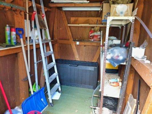 Lagerraum hinterm Carport