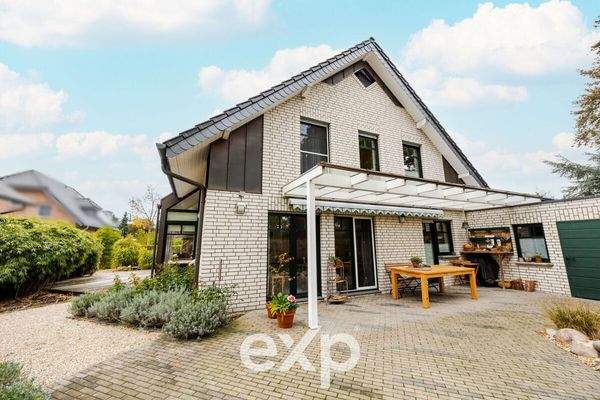 Terrasse mit Glasüberdachung