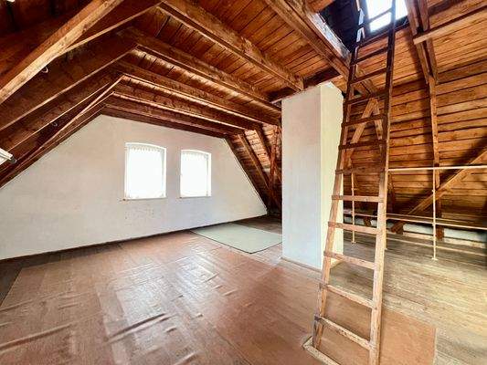 Dachboden zum Ausbau
