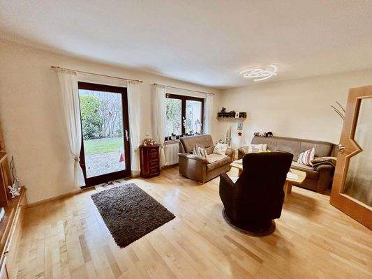 Wohnbereich mit Terrassenzugang