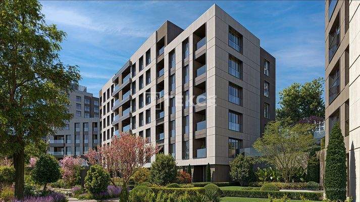 Apartments for Sale Near the Metro Station in Istanbul Ataşehir