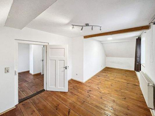 ZImmer im Dachgeschoss