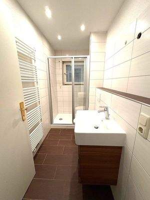 UG Duschbad (Medium)