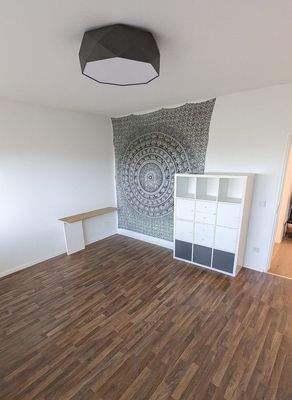 Büro / Kinderzimmer