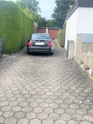 Einfahrt separates Grundstück 