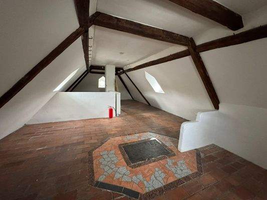 17 DG Raum weitere Ansicht.JPEG