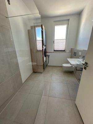 Bad mit Dusche