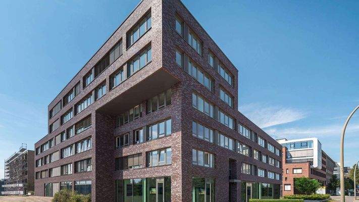 regus-veritaskai-8-coworking-f