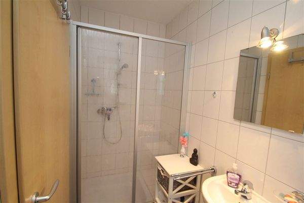 Gäste WC mit Dusche