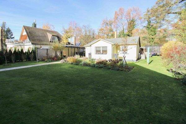 Garten Richtung Nebengelass