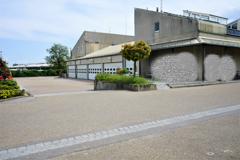 Regensburg Halle, Regensburg Hallenfläche