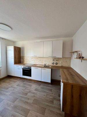 Küche kann vom Vormieter abgekauft werden
