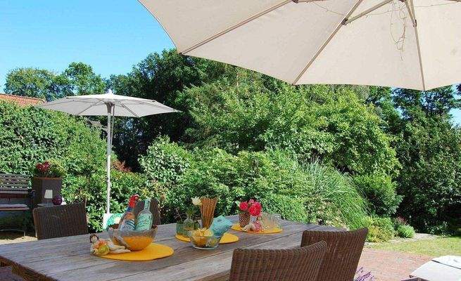 Terrasse - Blick in die Natur