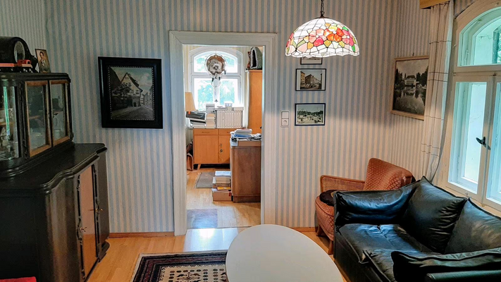 b55c7384-a4fe-4e6d-a394-7c8075764430