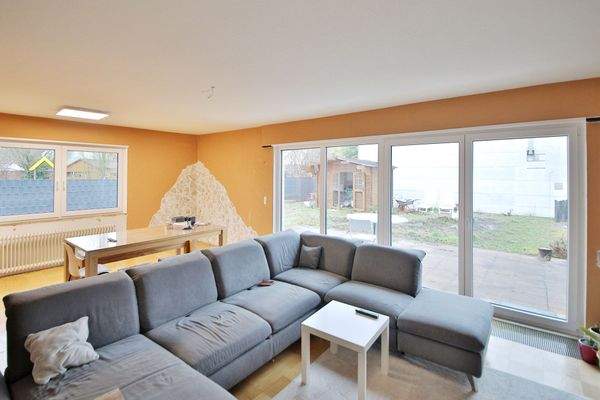 Wohnzimmer Fensterfront