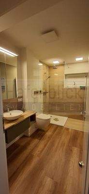 Duschbad EG
