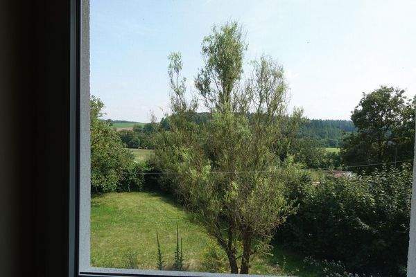 Blick in Garten vom OG