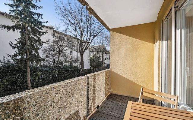 Wohnen auf Zeit Wiesbaden Kanzelstr möbliert mieten bei urbanbnb (1).jpeg