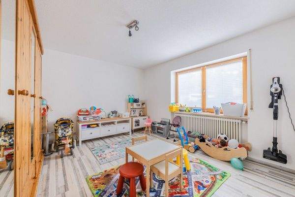 Schlafzimmer / Kinderzimmer Erdgeschoss