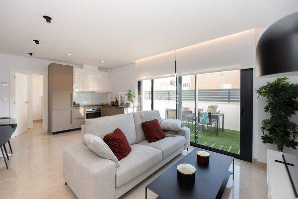 Villas Boasting Chic Design in Gran Alacant Alicante