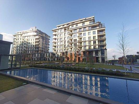 Stylish Apartments in an Extensive Project in İstanbul Sarıyer