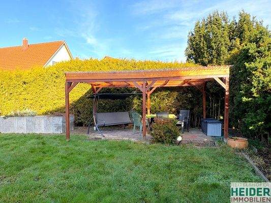 1747 Sitzplatz im Garten