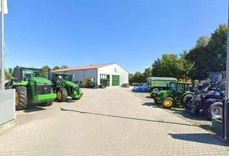 Außenansicht Einfahrt