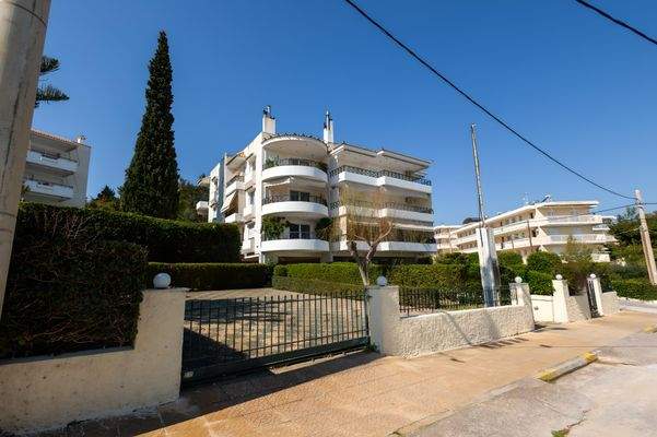 Eigentumswohnung mit Meerblick in bester Küstenlag