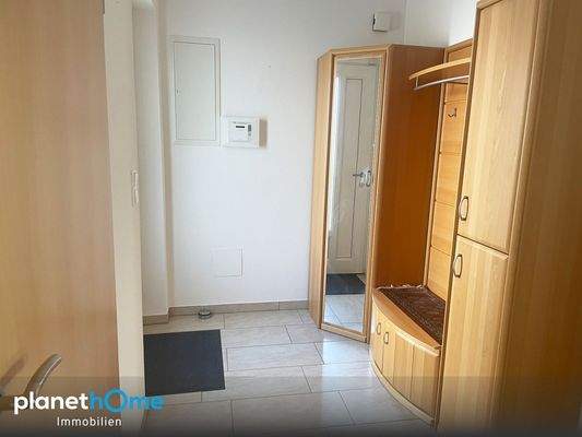 Eingangsbereich und Vorraum EG_1