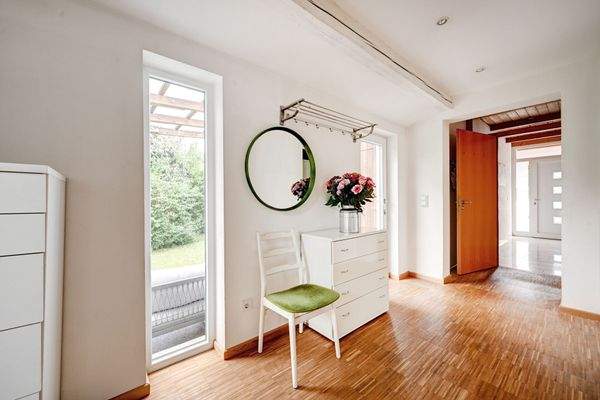 Flur im Eingangsbereich – Übersichtlicher Eingangsbereich