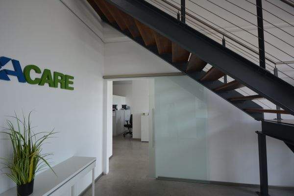 UG_Durchgang Büroräume.JPG