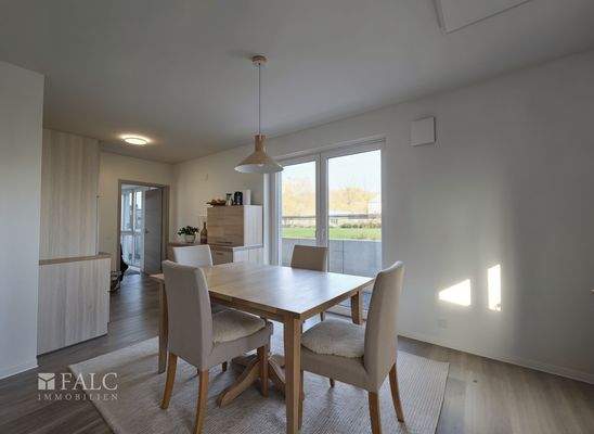 Wohn-/ Esszimmer 