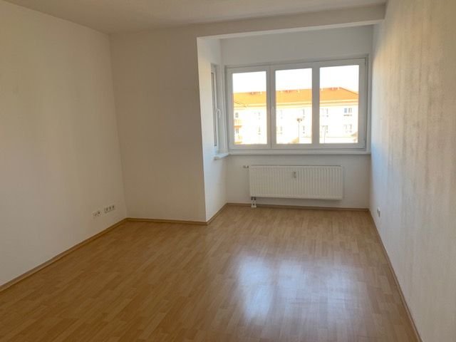 3 Zimmer Wohnung mit Balkon!