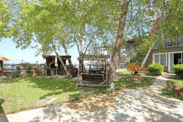 Suitable Home for Private Living for Sale in Konyaaltı Çağlarca