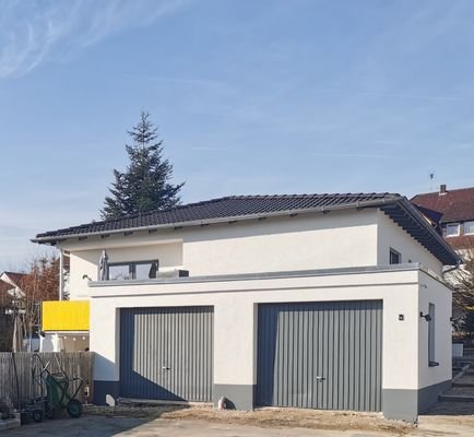 Garage + Haus