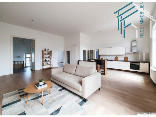 Wohnzimmer mit Blick zur Küche 1-1-FWM
