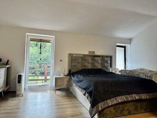 Schlafzimmer mit 2. Balkon