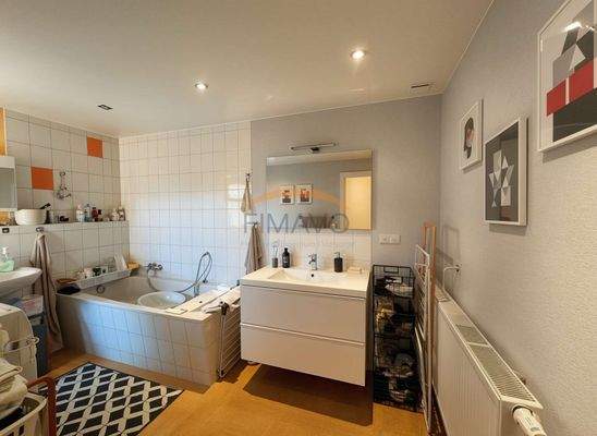 Bad - (KI generiert)